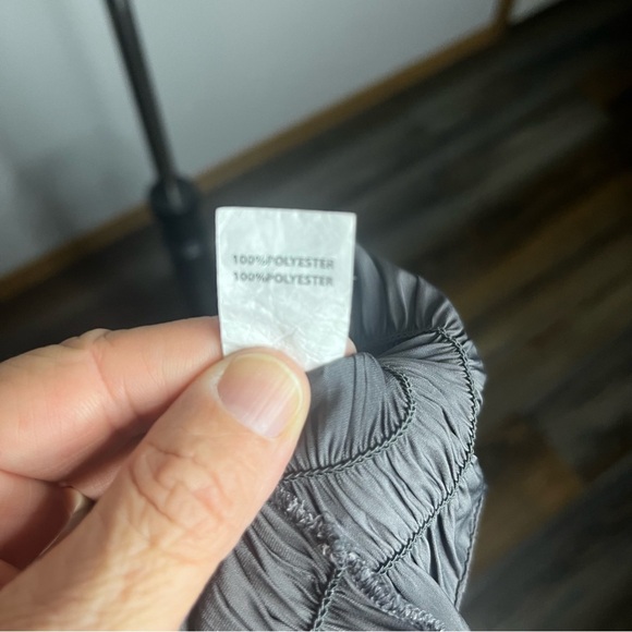 Ramy Brook Lauren Smocked Cold Shoulder Blouse Women Medium Gray Casual Career - Picture 8 of 10